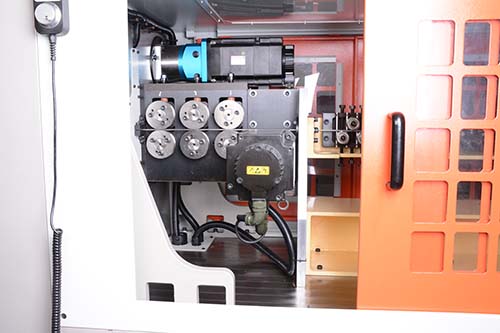 選線材折彎機，看了貝朗再定機